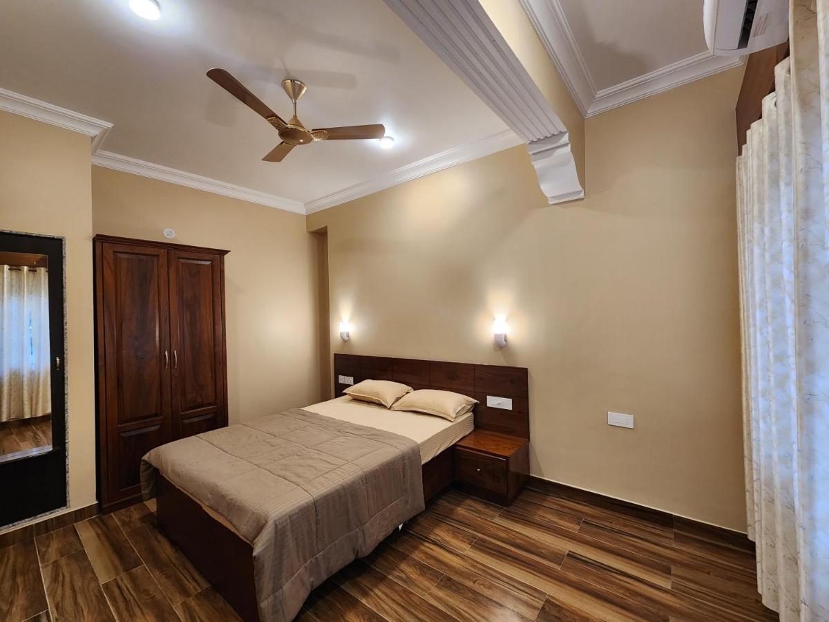 The Royal Oasis Goa Aparthotel Majorda Exterior foto